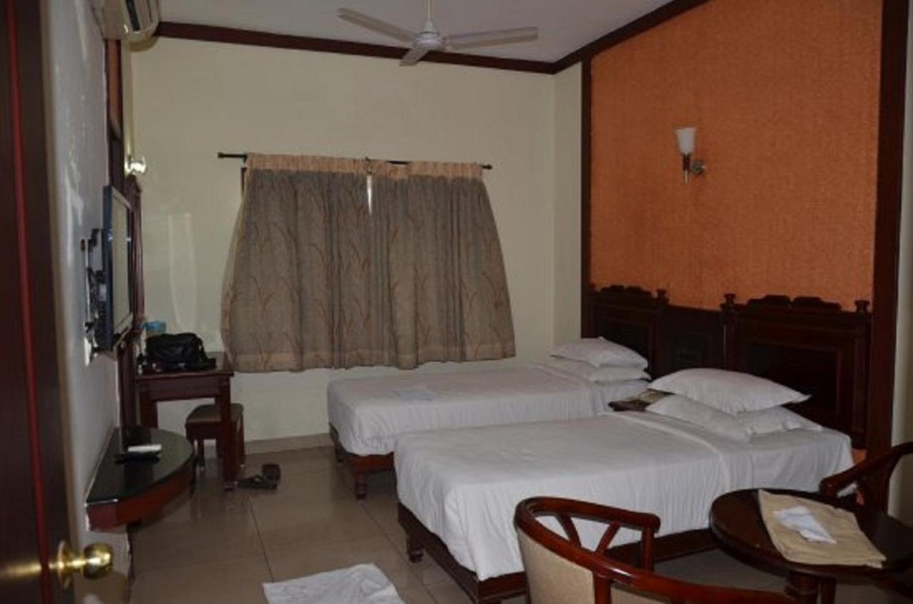 Chendhoor Residency Hotel Tiruchirappalli Eksteriør billede